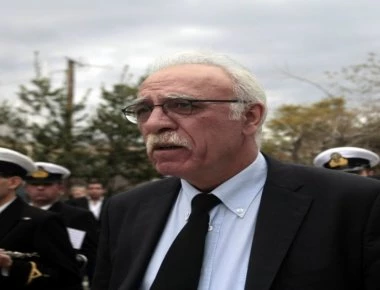 Δ. Βίτσας: «Οι οκτώ Τούρκοι στρατιωτικοί δεν πρόκειται να εκδοθούν»